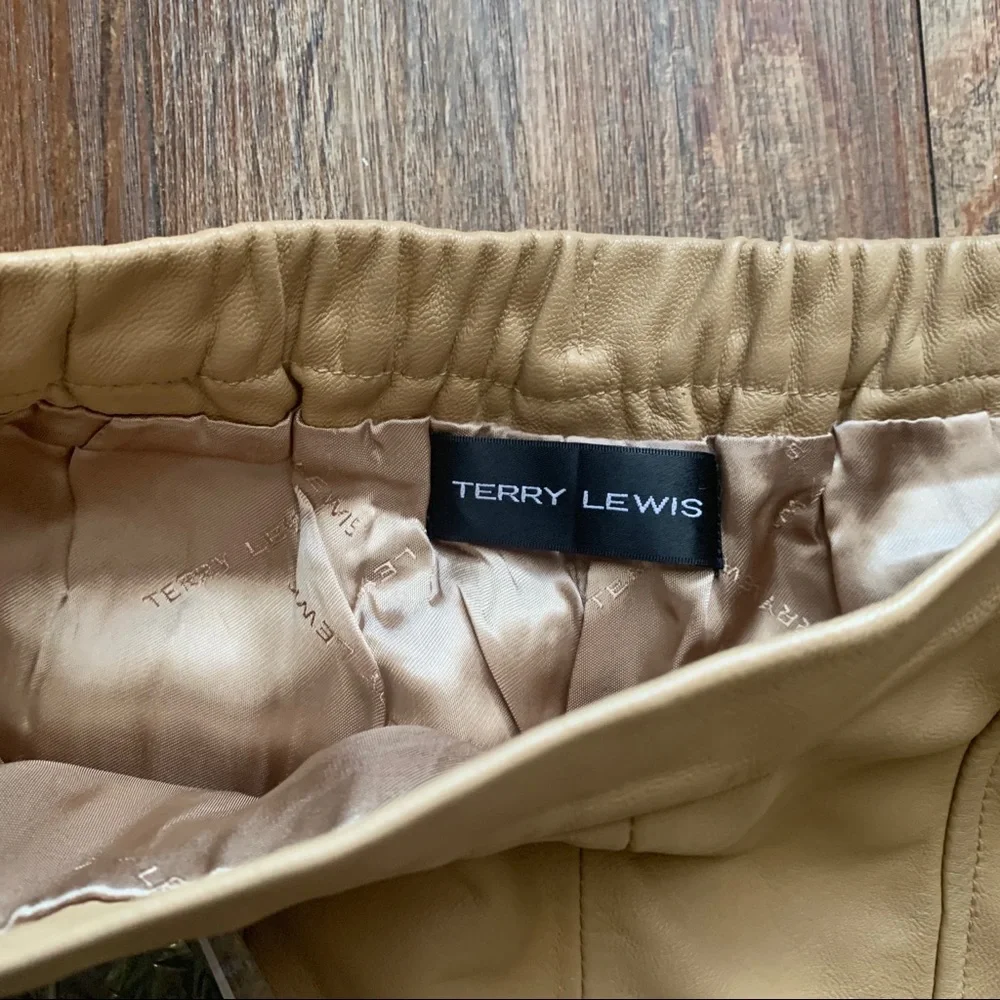 Terry Lewis Classic Luxuries 31 spots lewis